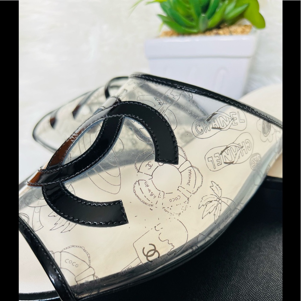 ๐พ๐ฅSOLD๐ฅณChanel Transparent Mule Sandals - Picture 9 of 11